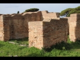 02817 ostia - regio v - insula vi - edificio (v,vi,3) - vorderer raum - ostende - bli ri nordwesten - 01-2024.jpg